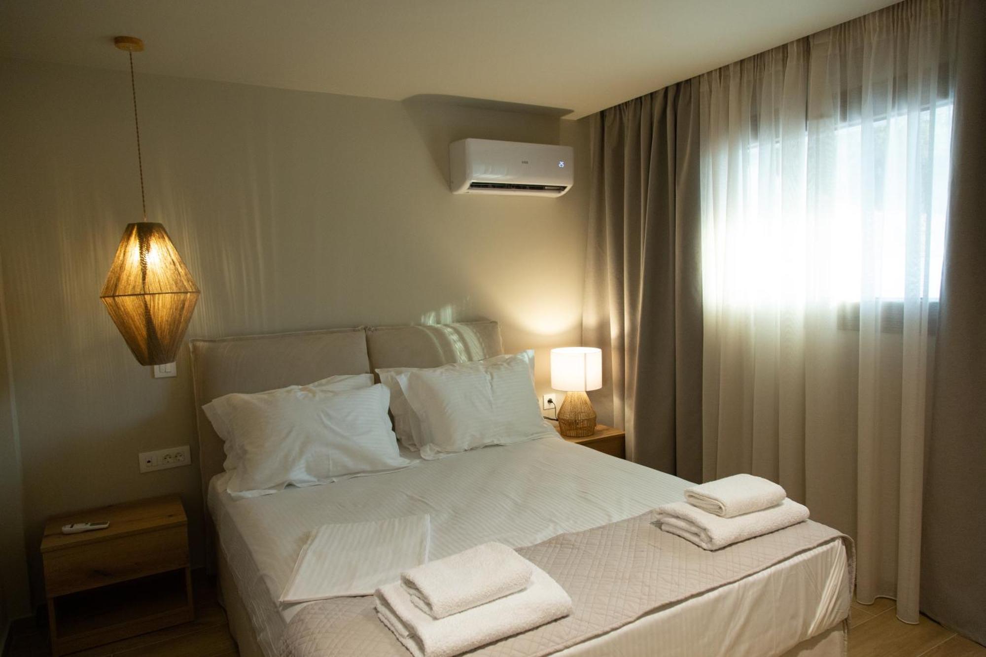 Νεακιτοσ Luxury Apartments Никити Экстерьер фото